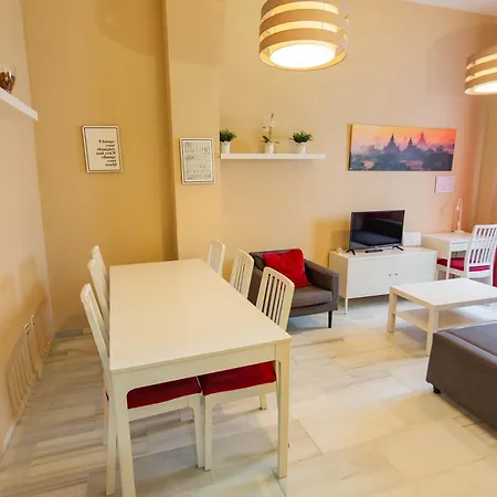 Alameda Escoberos, Dos Silenciosos Apartmán
